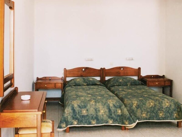 Een kluis op de kamer, gratis babybedden