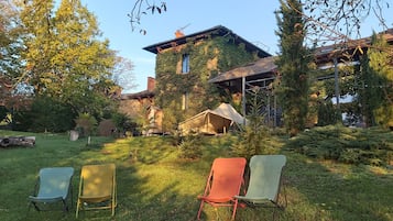 Fachada de la propiedad