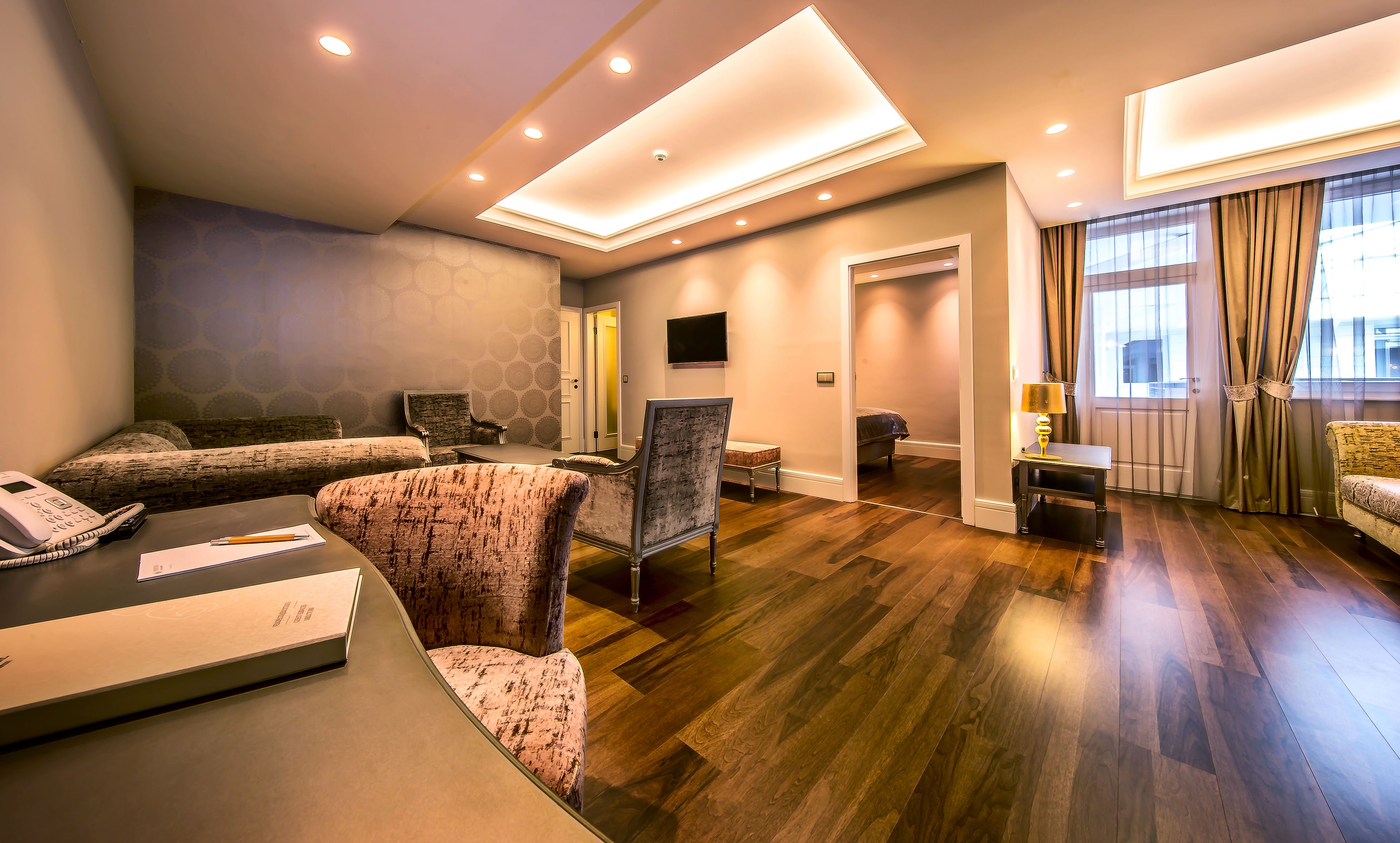 Prestige Suite | Living area | Flat-screen TV