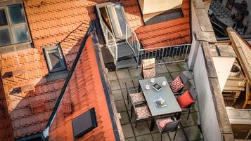 Huoneisto, 3 makuuhuonetta, terassi (Kepler) | Terassi/patio