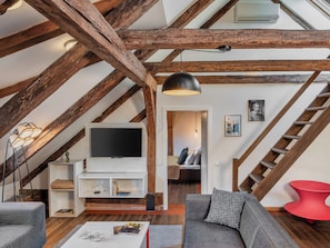 Apartamento, 3 habitaciones, terraza (Kepler) | Ropa de cama hipoalergénica, caja fuerte, decoración individual