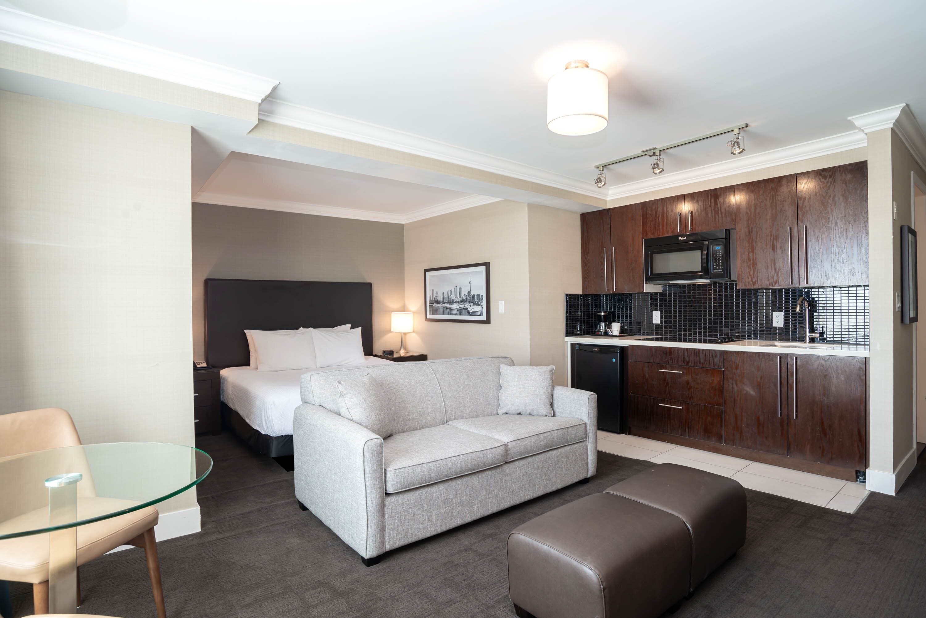 studio suite, 1 king bed with sofa bed, kitchenette | 1 bedroom, in-room safe, desk, blackout curtains