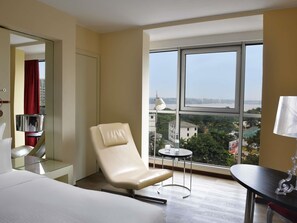Superior-Zimmer, 1 King-Bett | 1 Schlafzimmer, Allergikerbettwaren, Minibar, Zimmersafe