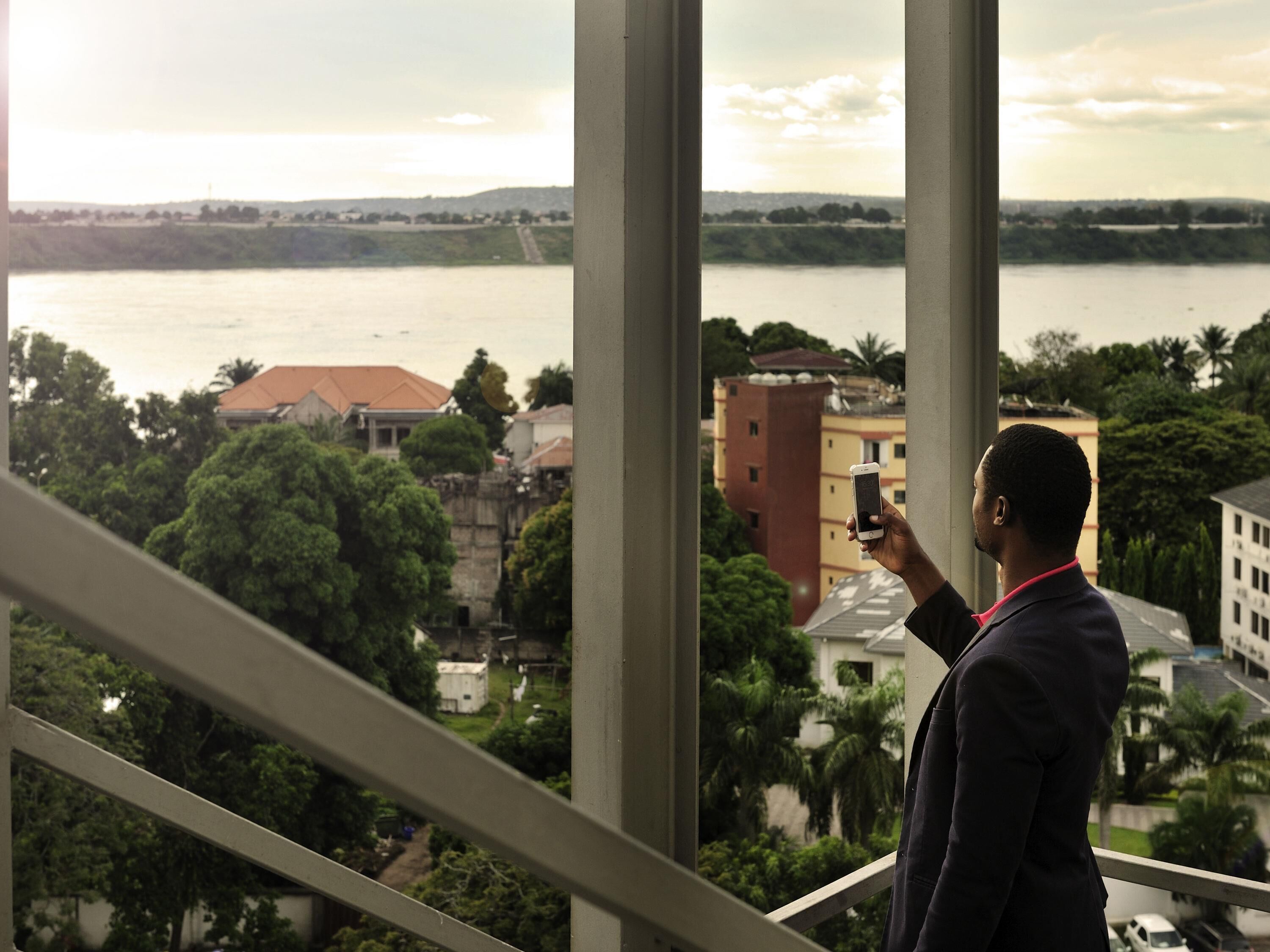 2 bar/lounge, bar a bordo piscina