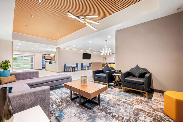 Lobby - Best Western Niantic - New London/Mystic Area (Niantic)