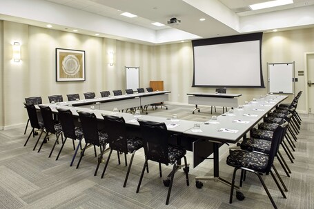 Hyatt Place Miami Airport East - Image 13