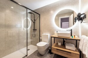 Regadera y regadera tipo lluvia 