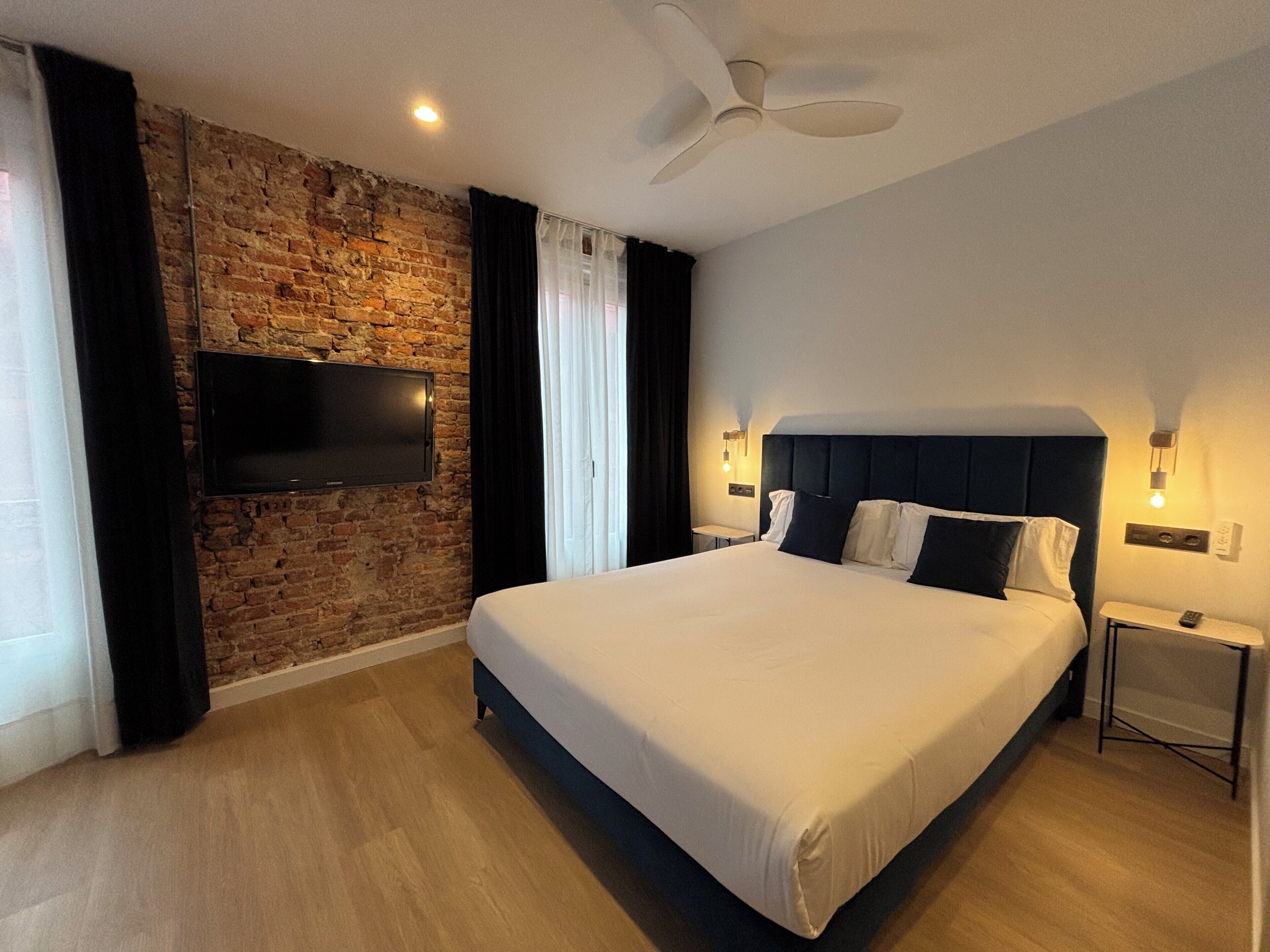 尊爵開放式客房 | 獨特裝潢、布置獨特、筆電工作空間、遮光布/窗簾