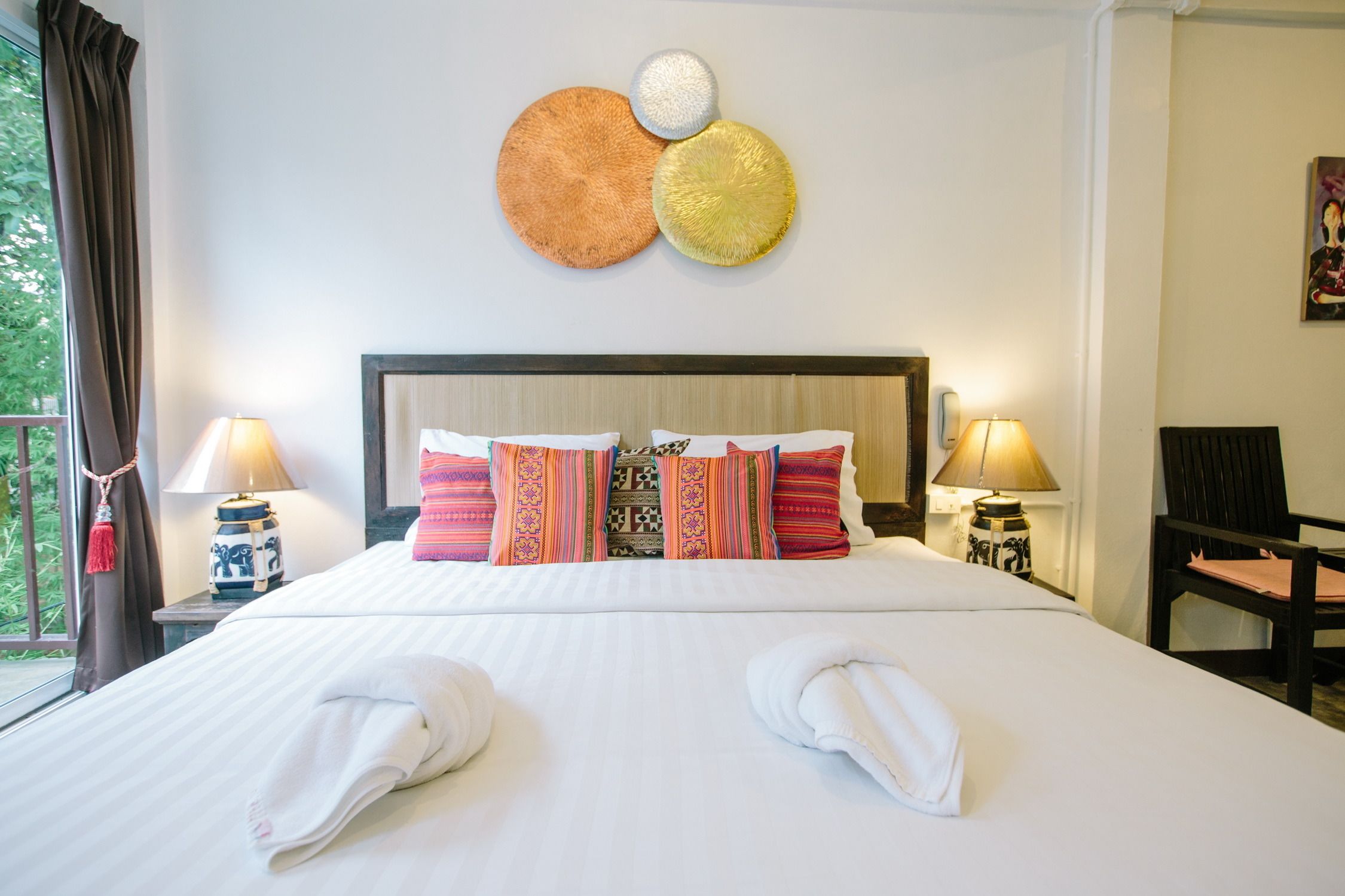 studio | in-room safe, desk, soundproofing, free cots/infant beds