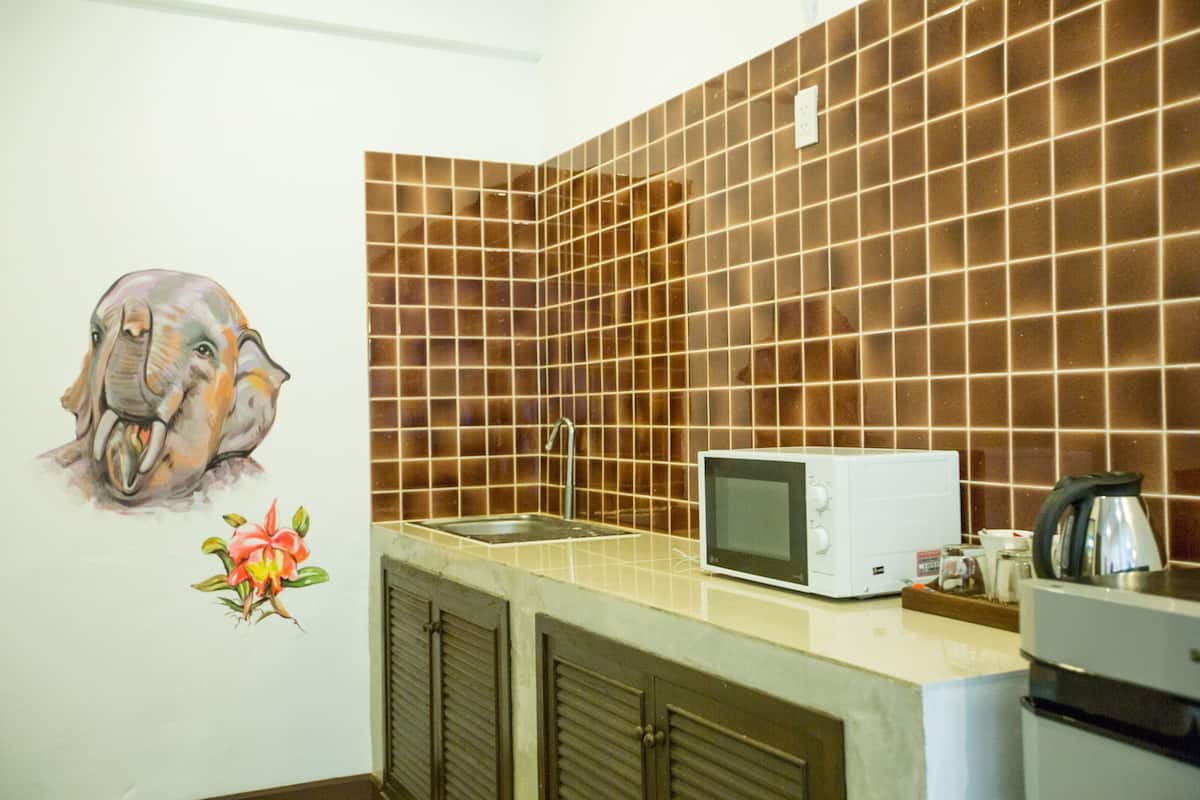 studio | microwave