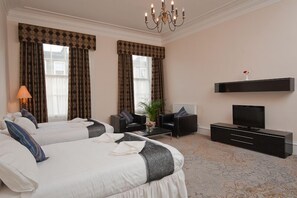 熨斗/熨衣板、搖籃/嬰兒床、免費無線上網