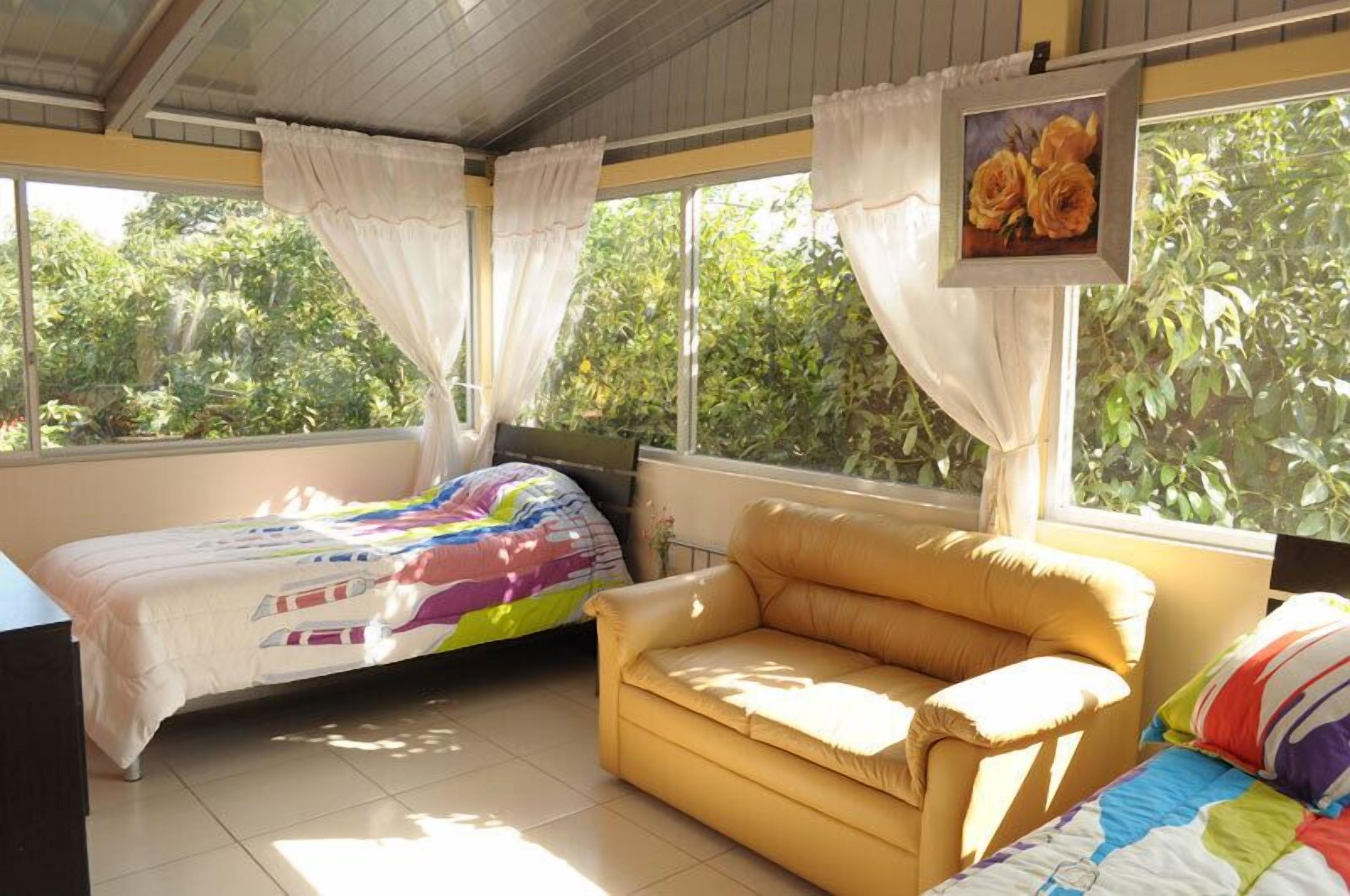 In-room safe, free WiFi, bed sheets