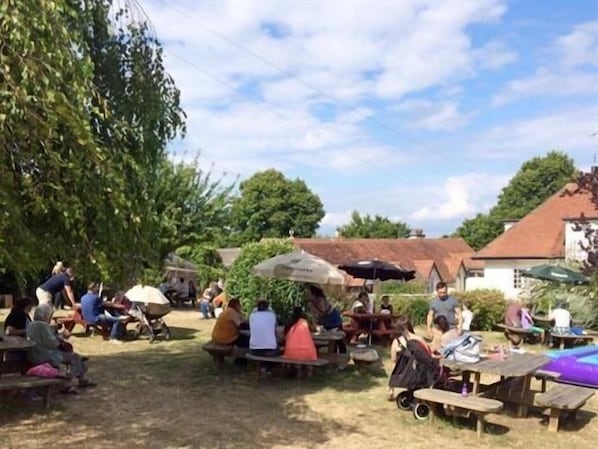 Exterior - Quay Inn (Minehead)