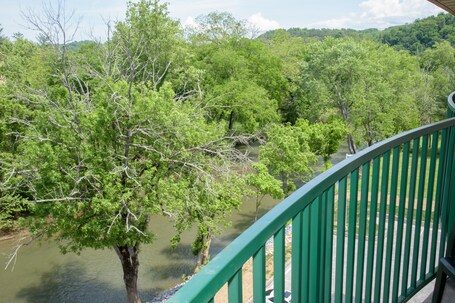 Pigeon River Inn - Image 4