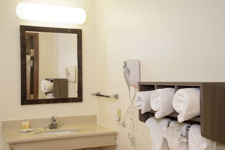 Pigeon River Inn - Image 26