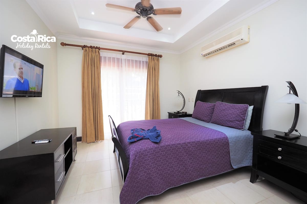 Departamento, 2 habitaciones (Macaw #3) | Decoración personalizada y muebles diferentes