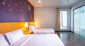 Suite Keluarga | Minibar, kedap suara, setrika/meja setrika, dan Wi-Fi gratis