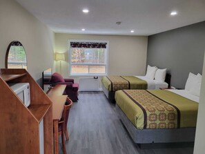 Room, 2 Queen Beds | Free WiFi, bed sheets - Pine Motel (Laurentian Hills)