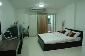 Studio | Desk, free WiFi - PMTK Residence (Bangkok)