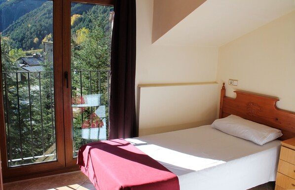 Appartement, 2 chambres | Wi-Fi, draps fournis