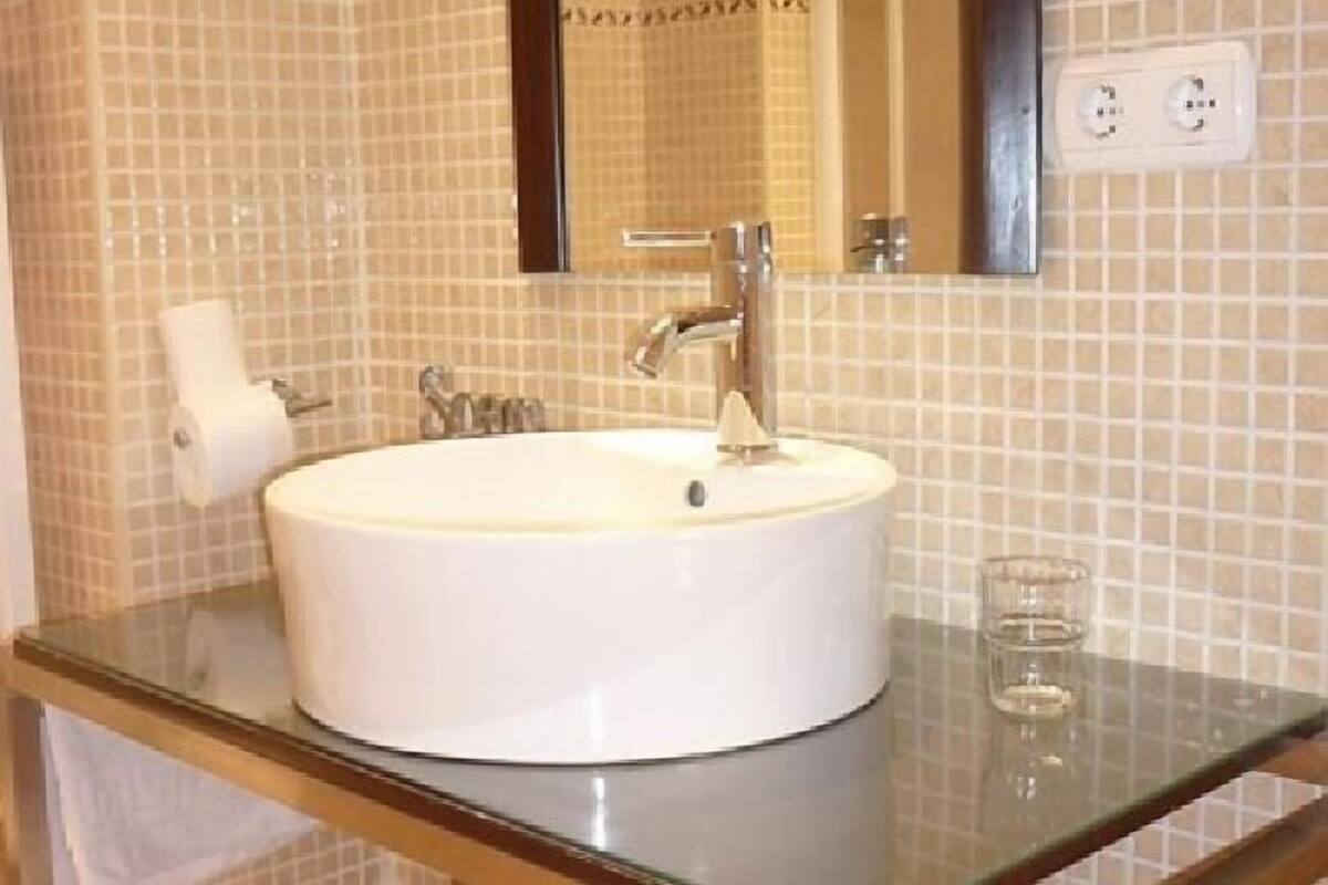 Studio (2 people) | Bathroom