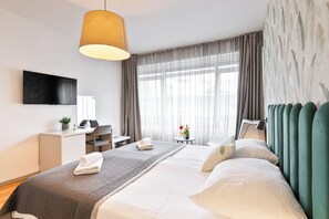 Double Room | In-room safe, desk, laptop workspace, blackout drapes - Hotel Garden (Zagreb)