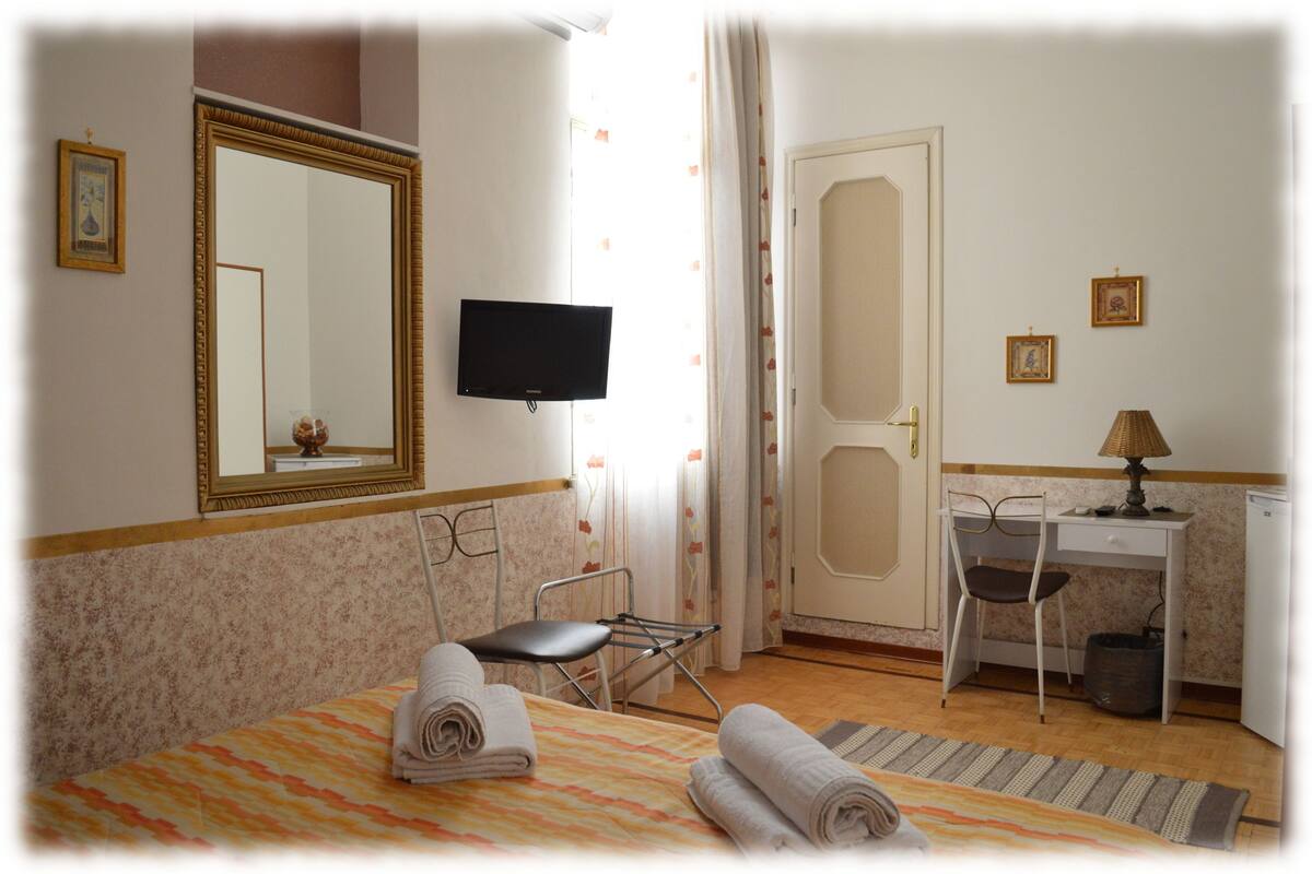 Classic Double Room, 1 Bedroom, Ensuite | View from room