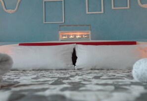 Desk, iron/ironing board, cribs/infant beds, rollaway beds - Bed and Breakfast Hostel Josef (Palermo)