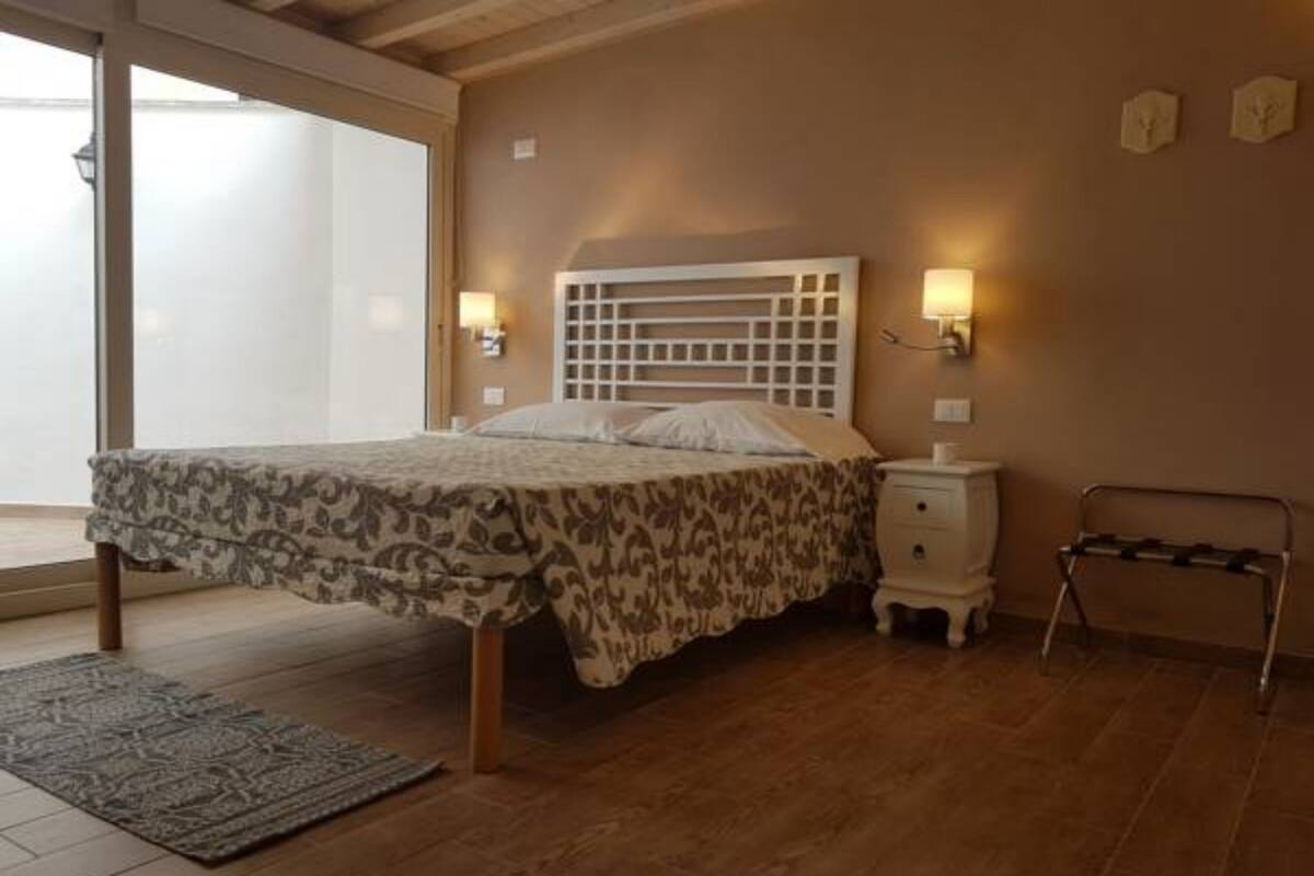 Family Suite, 1 Bedroom, Kitchen | Desk, iron/ironing board (on request), cribs (surcharge)