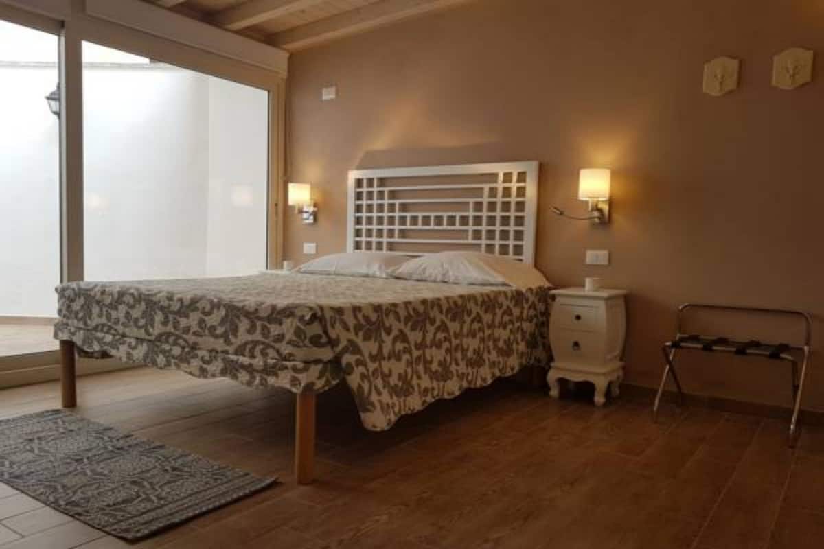 Desk, iron/ironing board, cots/infant beds, rollaway beds