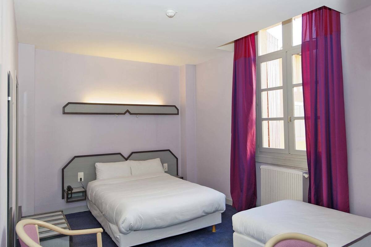 Minibar, desk, iron/ironing board (on request), free WiFi