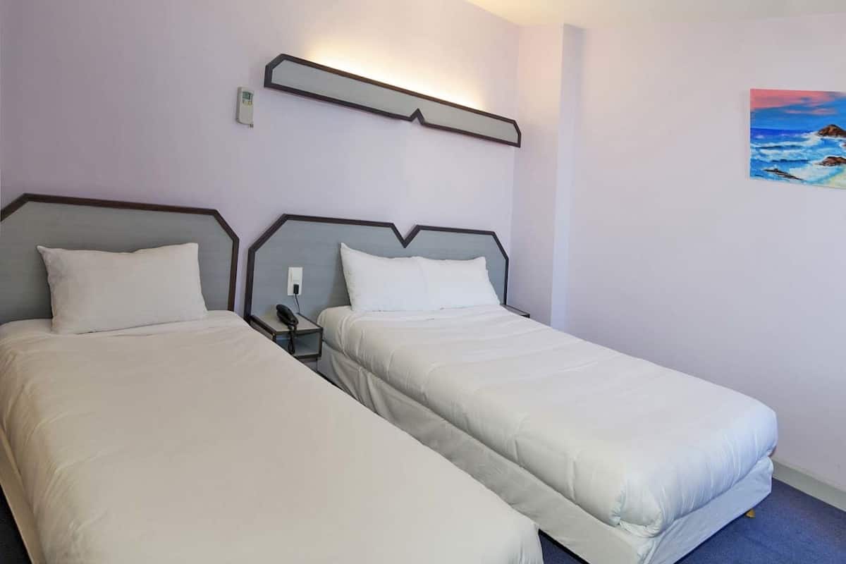 minibar, desk, iron/ironing board, free wifi