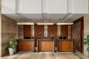 Lobby - Ramada by Wyndham Ghaziabad Vasundhara (Ghaziabad)