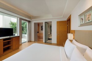 Ropa de cama de alta calidad y minibar 