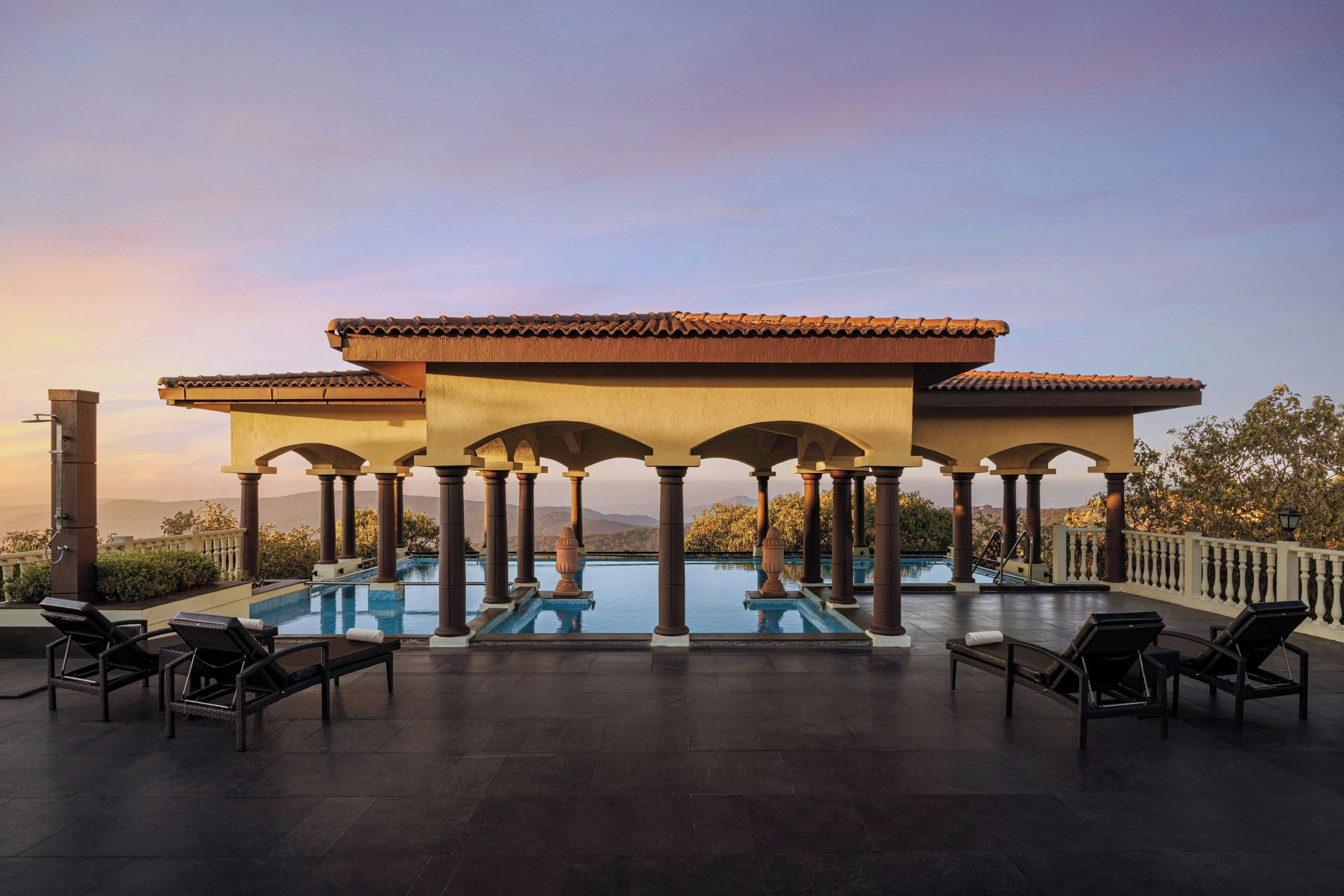 Outdoor pool, pool loungers