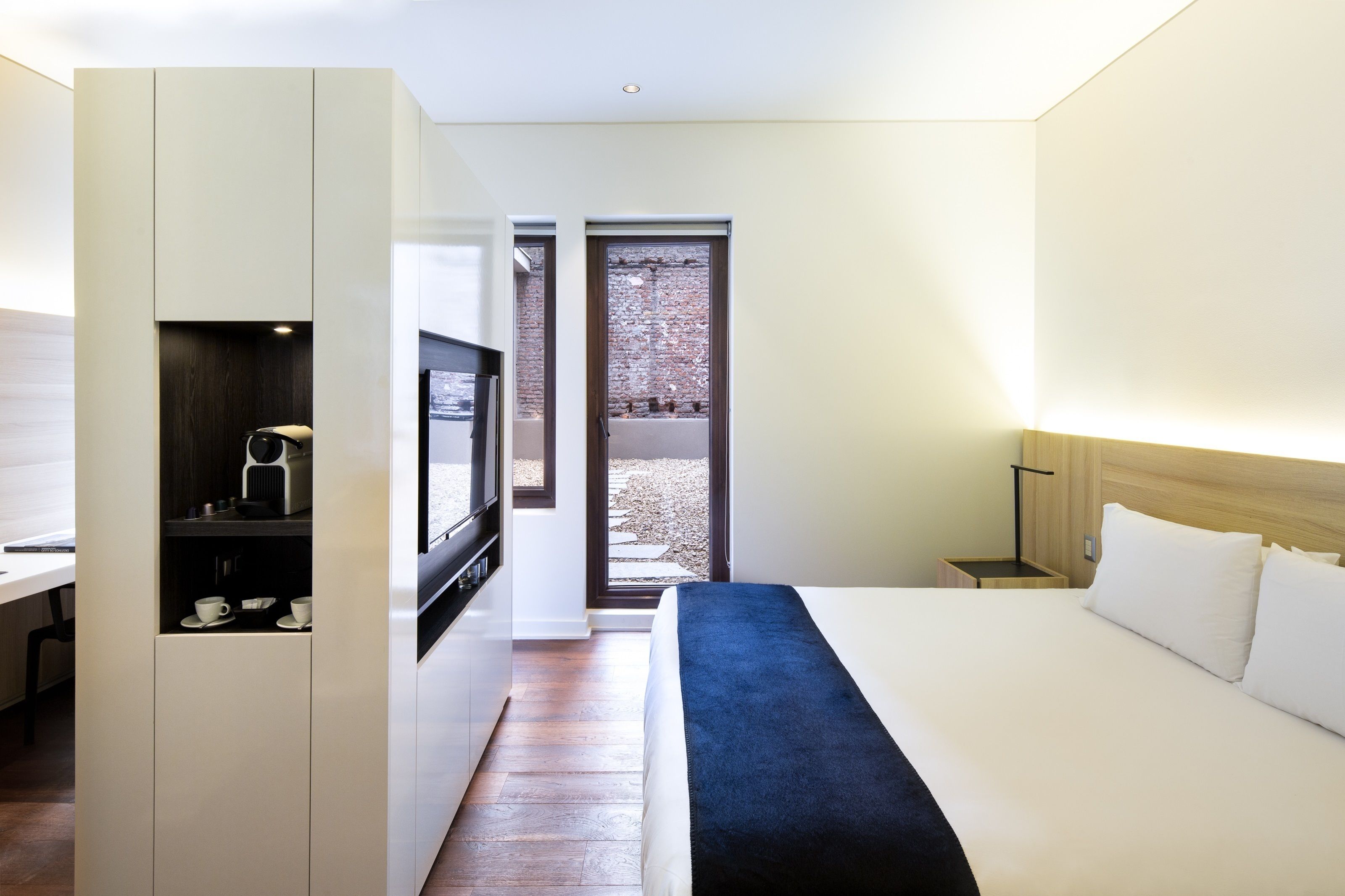 minibar, in-room safe, desk, free wifi