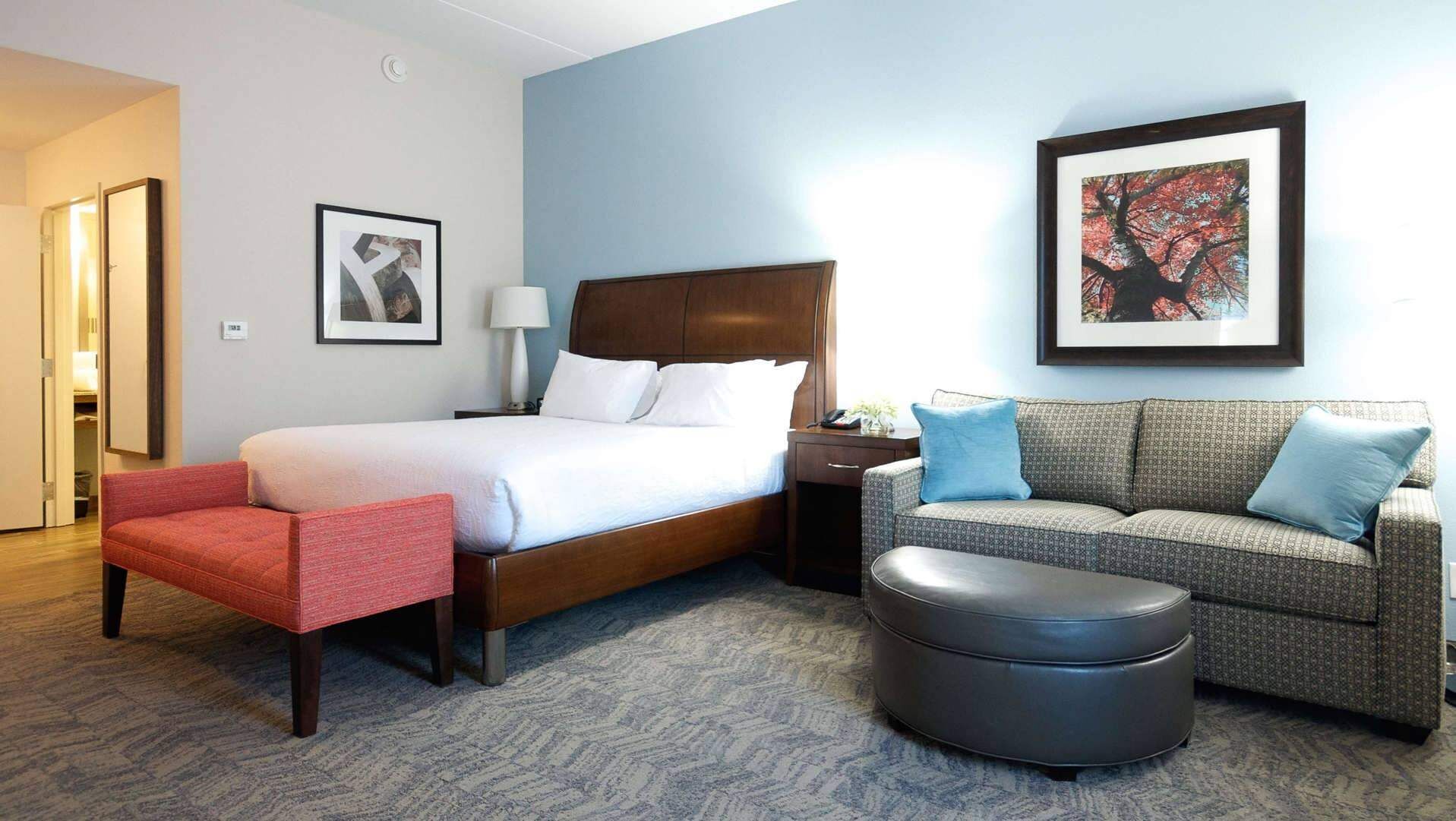 In-room safe, laptop workspace, free WiFi, bed sheets