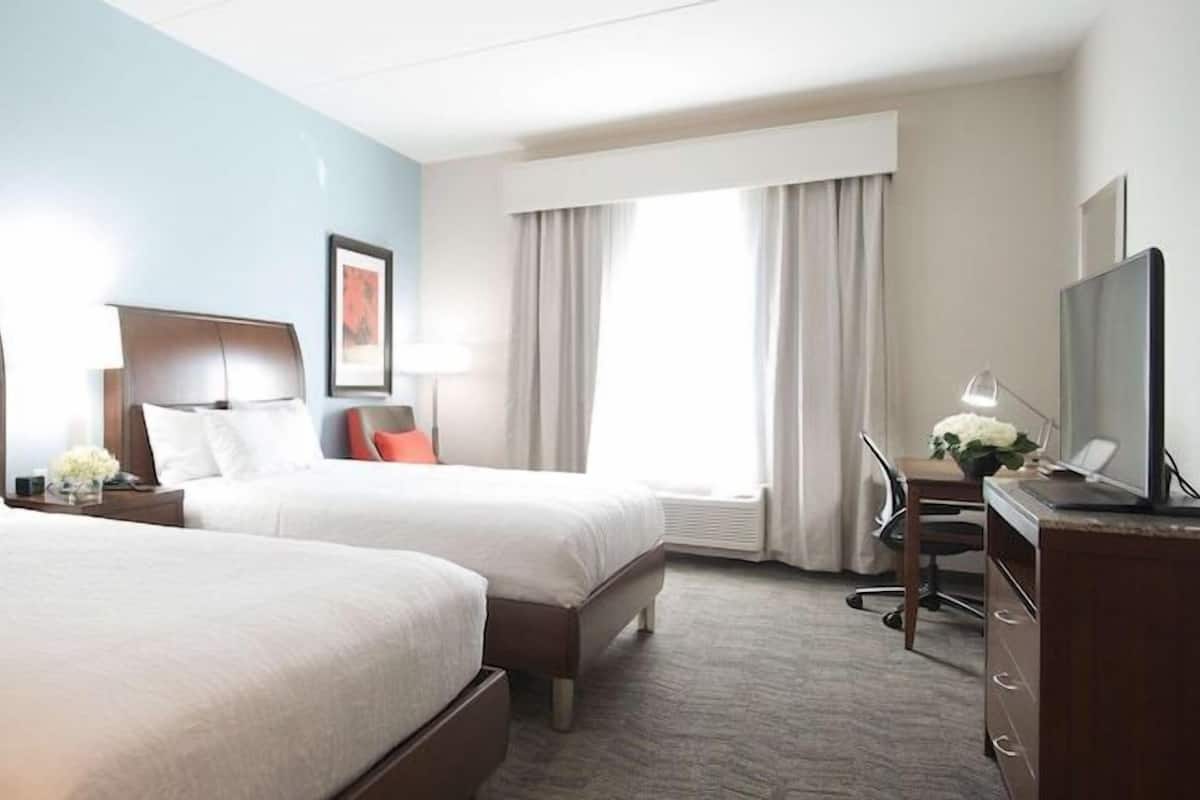 In-room safe, laptop workspace, free WiFi, bed sheets