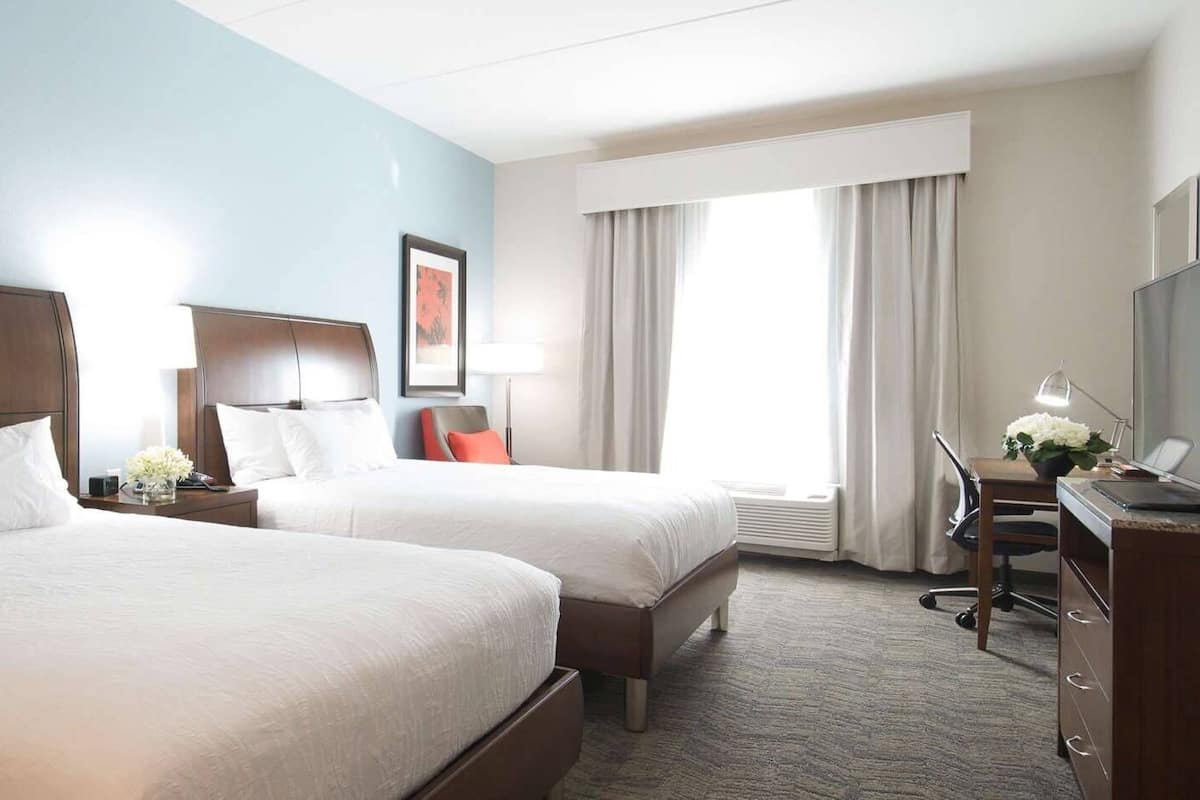 In-room safe, laptop workspace, free WiFi, bed sheets