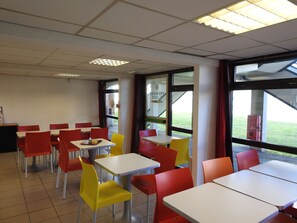 Restaurant - Première Classe Conflans-Sainte-Honorine (Conflans-Sainte-Honorine)