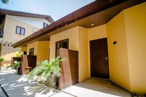 Interior - LILU PAI (Pai)