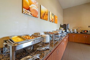 Free daily buffet breakfast