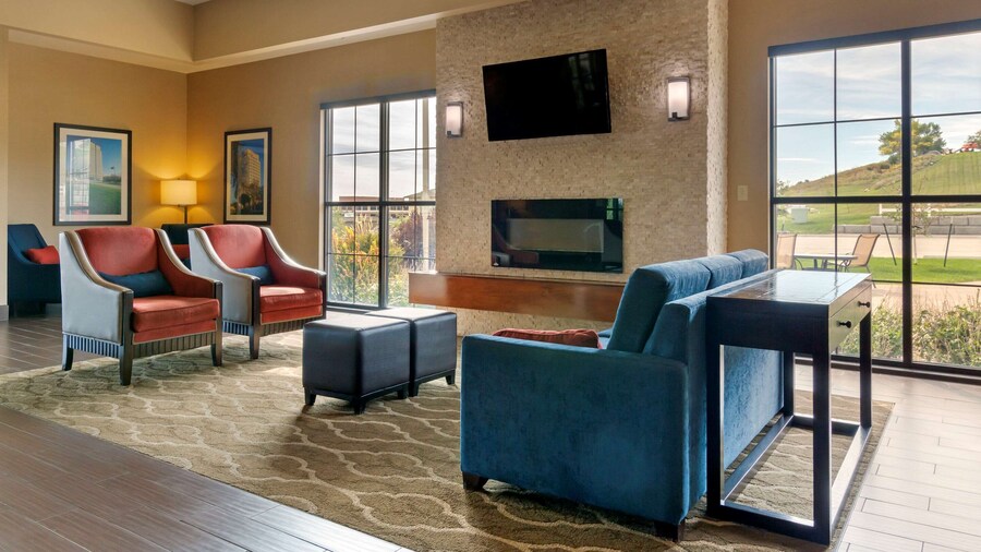 Comfort Inn & Suites Mandan - Bismarck