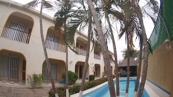 Alberca al aire libre