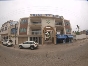 View from property - Hotel Rio Balsas (Manzanillo)