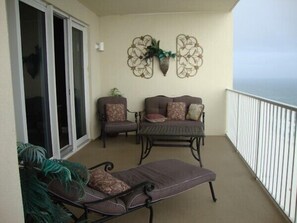 Condo, 4 Bedrooms, Kitchen, Beachfront | Balcony