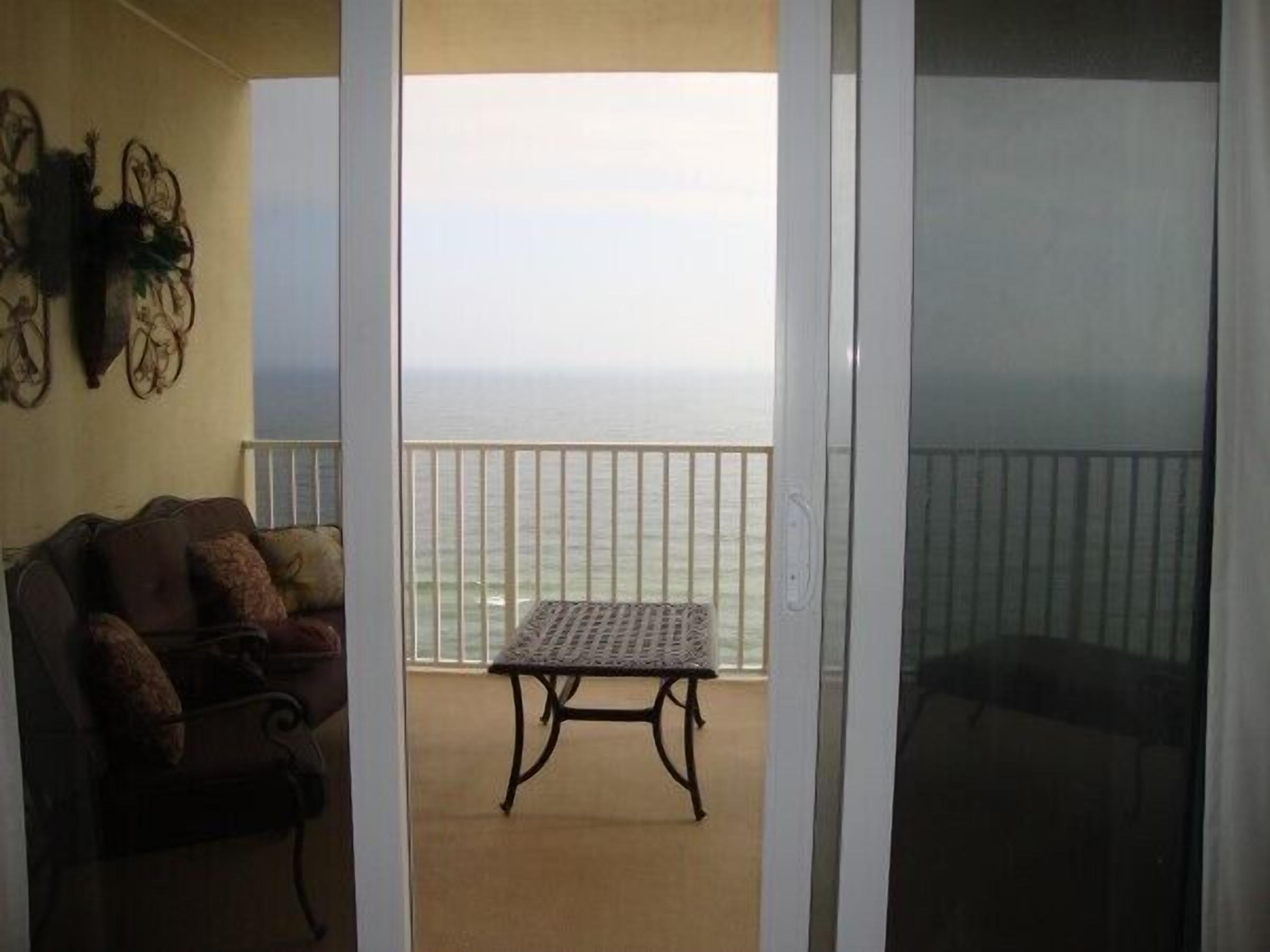 Condo, 4 Bedrooms, Kitchen, Beachfront | Balcony