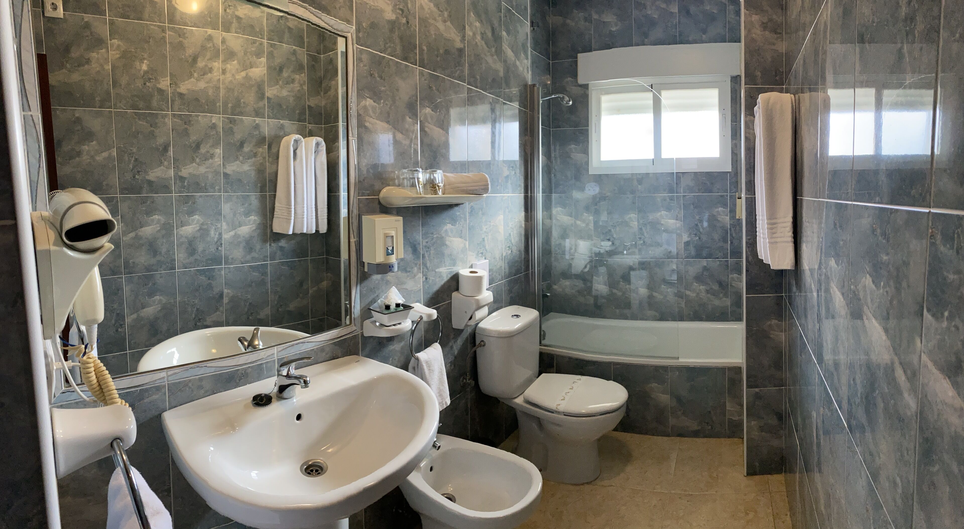 Foto - Hotel & Apartamentos Cons da Garda