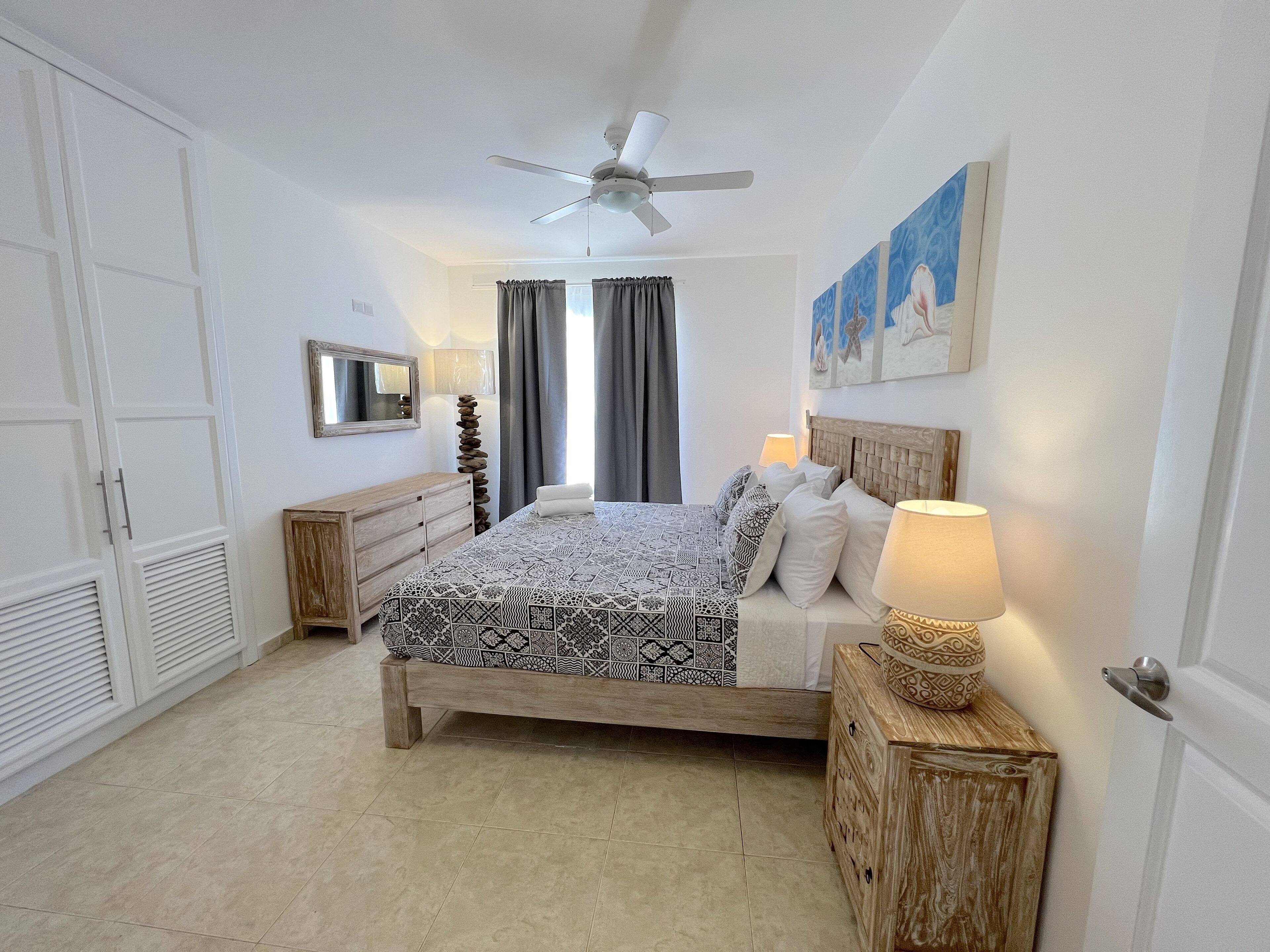 los corales tropical beach resort & spa