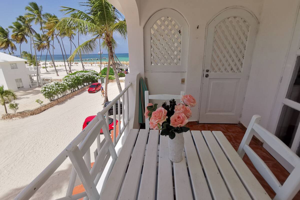 Deluxe Apartment, 2 Bedrooms, Ocean View, Beachside | View from room